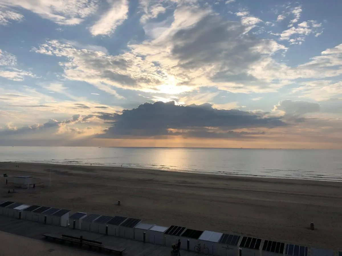 Luxe App - Zeedijk Mariakerke - Prachtig Zeezicht Apartment Ostend