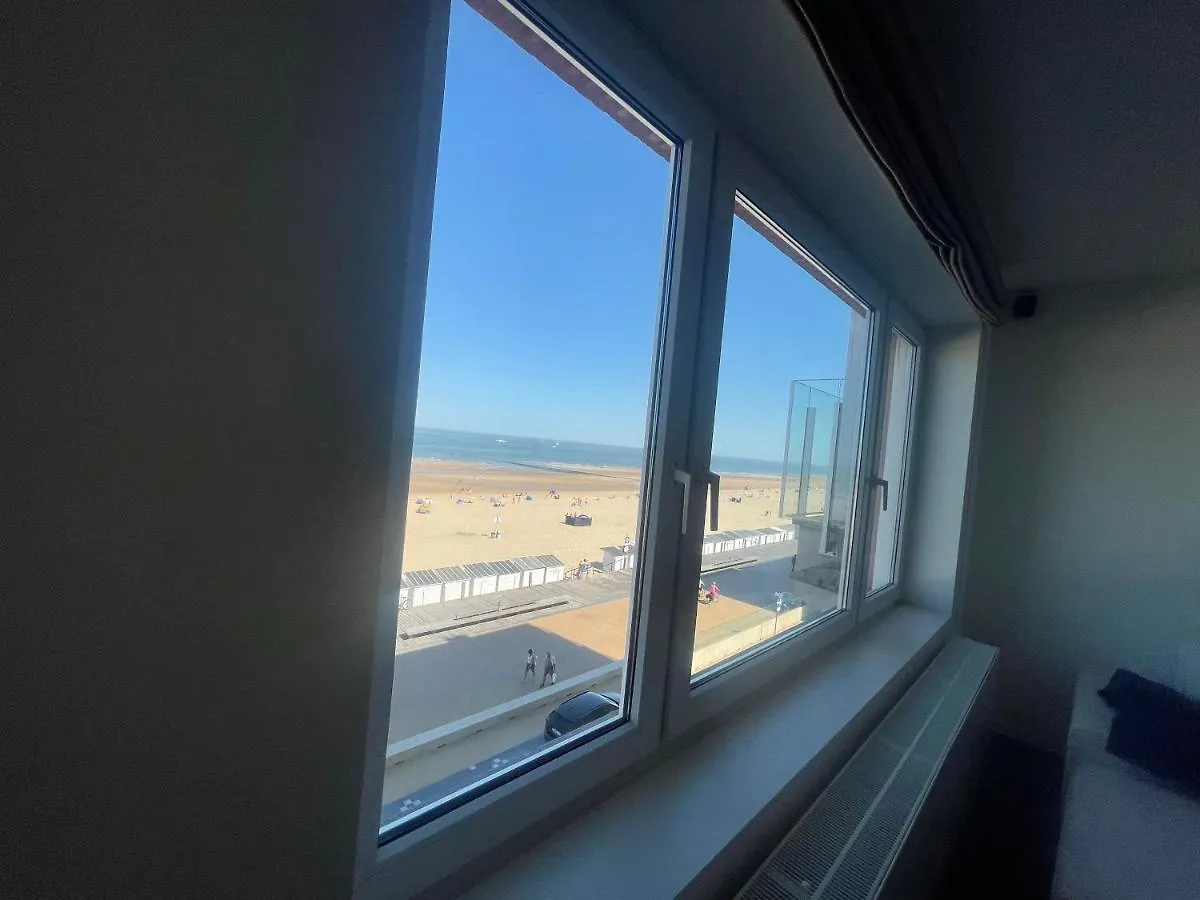 Luxe App - Zeedijk Mariakerke - Prachtig Zeezicht Apartment Ostend 0*,  Belgium