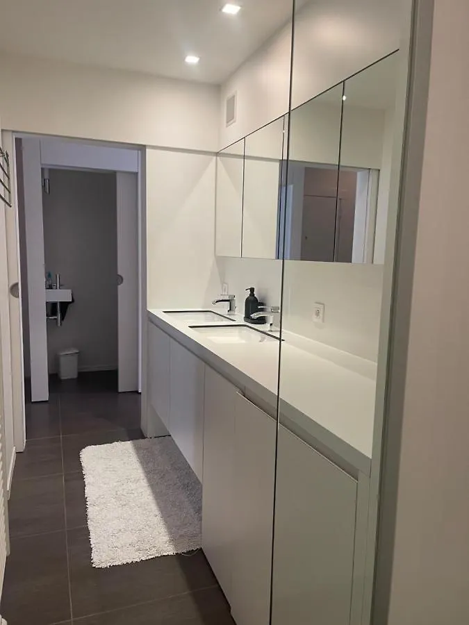 Luxe App - Zeedijk Mariakerke - Prachtig Zeezicht Apartment Ostend 0*,  Belgium