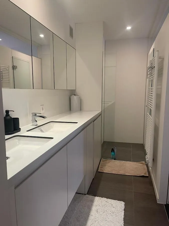 Luxe App - Zeedijk Mariakerke - Prachtig Zeezicht Apartment Ostend Belgium