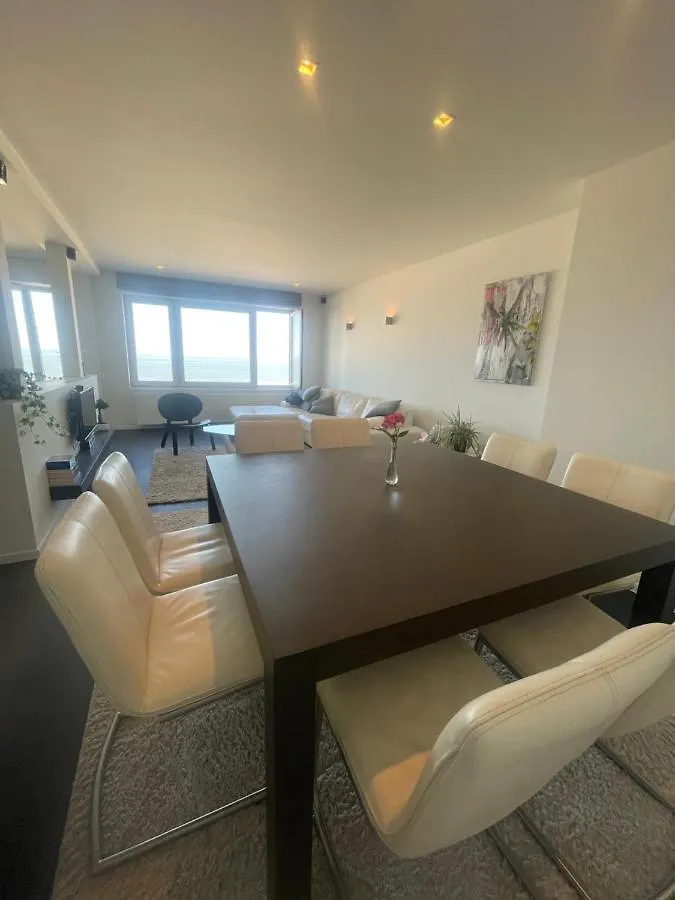 Luxe App - Zeedijk Mariakerke - Prachtig Zeezicht Lejlighed Oostende 0*,  Belgien